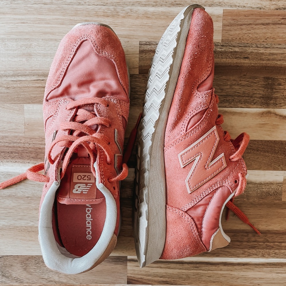New Balance Women's 520 Shoes